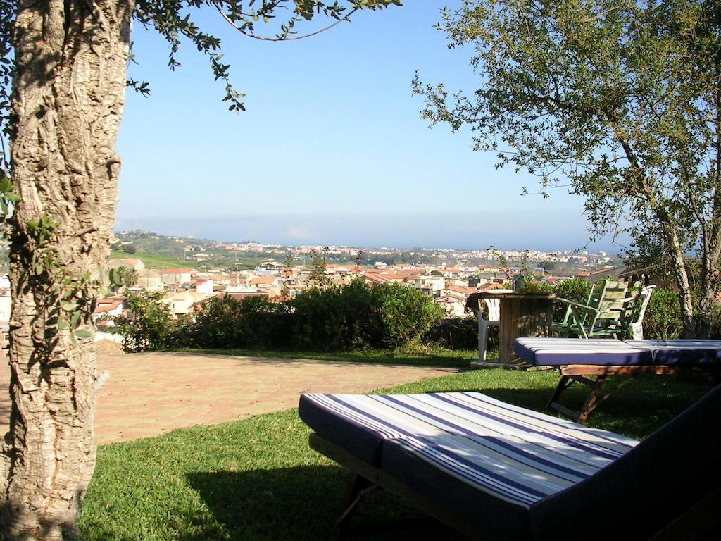 Casa Vacanza Cicirello Giardini-Naxos Habitación foto